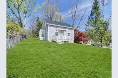 4 Emmans Rd, Roxbury Township, NJ 07852 - Photo 1