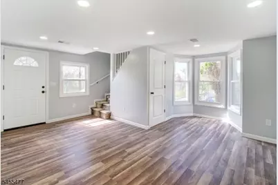 4 Emmans Rd, Roxbury Township, NJ 07852 - Photo 5