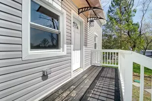 4 Emmans Rd, Roxbury Township, NJ 07852 - Photo 3