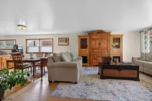 163 Baldwin Pl, Bloomfield, NJ 07003 - Photo 9
