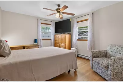 163 Baldwin Pl, Bloomfield, NJ 07003 - Photo 21