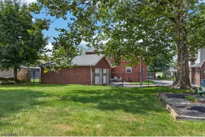 163 Baldwin Pl, Bloomfield, NJ 07003 - Photo 5