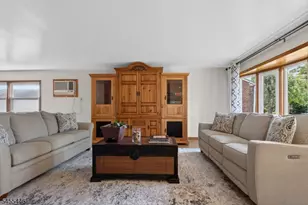 163 Baldwin Pl, Bloomfield, NJ 07003 - Photo 7