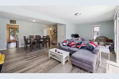 235 Cherokee Rd, Andover Township, NJ 07848 - Photo 17