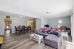 235 Cherokee Rd, Andover Township, NJ 07848 - Photo 17