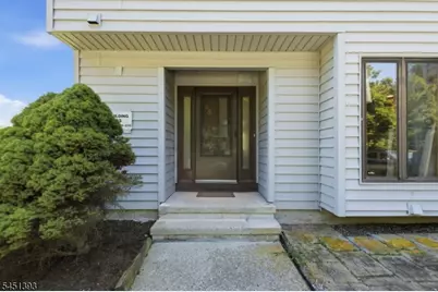 235 Cherokee Rd, Andover Township, NJ 07848 - Photo 5