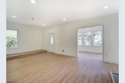 187 Rutledge Ave, East Orange, NJ 07017 - Photo 9