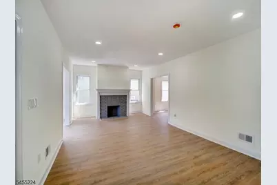 187 Rutledge Ave, East Orange, NJ 07017 - Photo 5