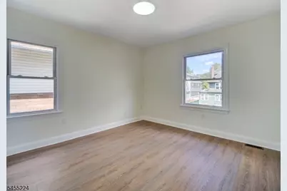 187 Rutledge Ave, East Orange, NJ 07017 - Photo 21