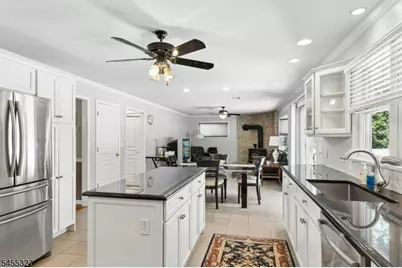 100 Glenwood Rd, Cranford Township, NJ 07016 - Photo 9