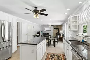 100 Glenwood Rd, Cranford Township, NJ 07016 - Photo 9