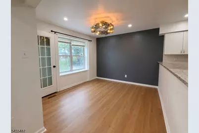 121 Harrow Dr, Franklin Township, NJ 08873 - Photo 5