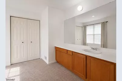 121 Harrow Dr, Franklin Township, NJ 08873 - Photo 19