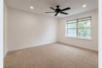 121 Harrow Dr, Franklin Township, NJ 08873 - Photo 7