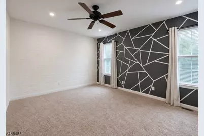 121 Harrow Dr, Franklin Township, NJ 08873 - Photo 9