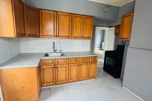 298 Union Ave, Irvington, NJ 07111 - Photo 3