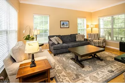 239 Old Beach Glen Rd, Rockaway Township, NJ 07866 - Photo 7
