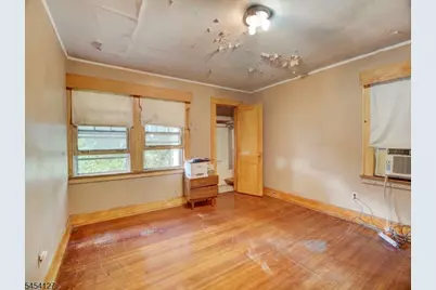 8 Whitman Ave, East Orange, NJ 07017 - Photo 21