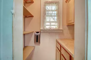 8 Whitman Ave, East Orange, NJ 07017 - Photo 15