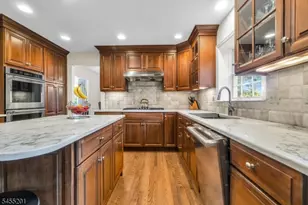 522 Golf Links Dr, Bridgewater Twp., NJ 08807 - Photo 9