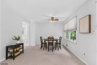 52 Adams Ct, Raritan Township, NJ 08822 - Photo 7