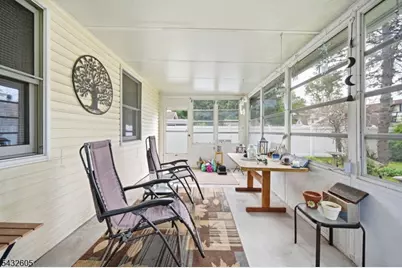 15 Orchard St, Bloomingdale, NJ 07403 - Photo 37