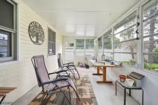 15 Orchard St, Bloomingdale, NJ 07403 - Photo 37