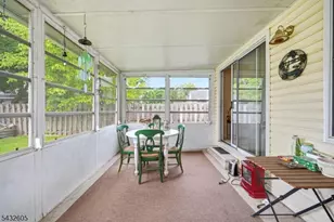 15 Orchard St, Bloomingdale, NJ 07403 - Photo 39