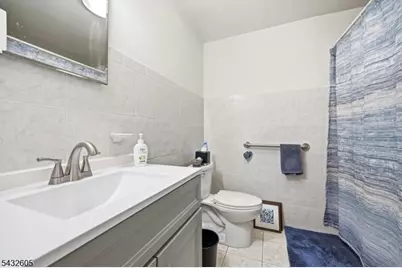 15 Orchard St, Bloomingdale, NJ 07403 - Photo 25