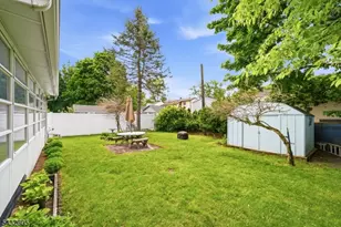 15 Orchard St, Bloomingdale, NJ 07403 - Photo 45
