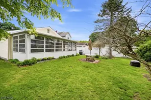 15 Orchard St, Bloomingdale, NJ 07403 - Photo 43