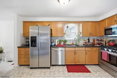 15 Orchard St, Bloomingdale, NJ 07403 - Photo 15