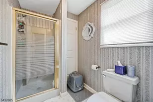 15 Orchard St, Bloomingdale, NJ 07403 - Photo 33