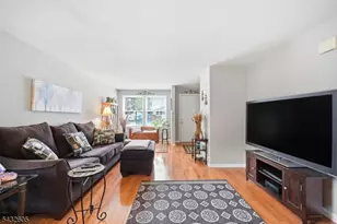 15 Orchard St, Bloomingdale, NJ 07403 - Photo 13