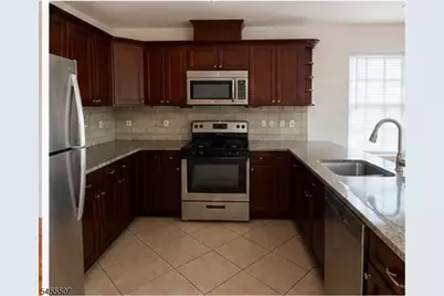 20 Vanderpool St #2, Newark, NJ 07114 - Photo 5