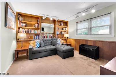 46 Deer Path Dr, Mount Olive, NJ 07836 - Photo 23