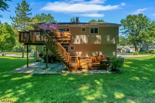 46 Deer Path Dr, Mount Olive, NJ 07836 - Photo 29