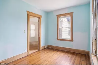 23 W 18th St, Linden, NJ 07036 - Photo 9