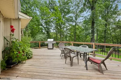 34 Forest Dr, Watchung, NJ 07069 - Photo 39