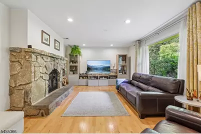 34 Forest Dr, Watchung, NJ 07069 - Photo 7