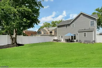 1928 Bartle Ave, Scotch Plains Township, NJ 07076 - Photo 37