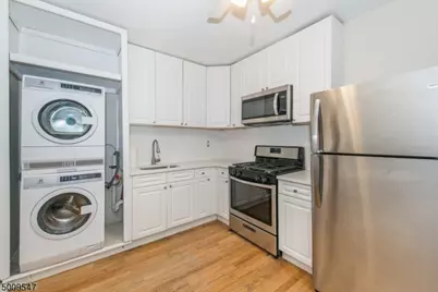 10 Phoenix Ave Unit #2, Morristown, NJ 07960 - Photo 5
