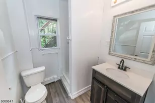 10 Phoenix Ave Unit, Morristown, NJ 07960 - Photo 9
