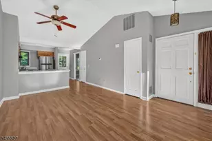 8 Augusta Dr, Clinton Township, NJ 08801 - Photo 7