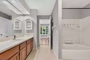 8 Augusta Dr, Clinton Township, NJ 08801 - Photo 21