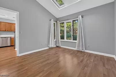 8 Augusta Dr, Clinton Township, NJ 08801 - Photo 17