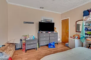 56 Madison St, Newark, NJ 07105 - Photo 27
