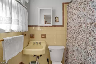 57 Madison St, Newark, NJ 07105 - Photo 11
