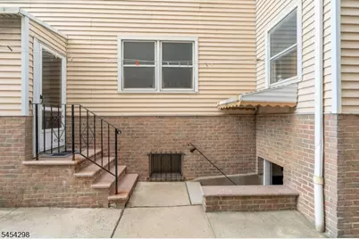 57 Madison St, Newark, NJ 07105 - Photo 7