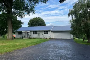 151 Petticoat Ln, Clinton Township, NJ 08833 - Photo 1